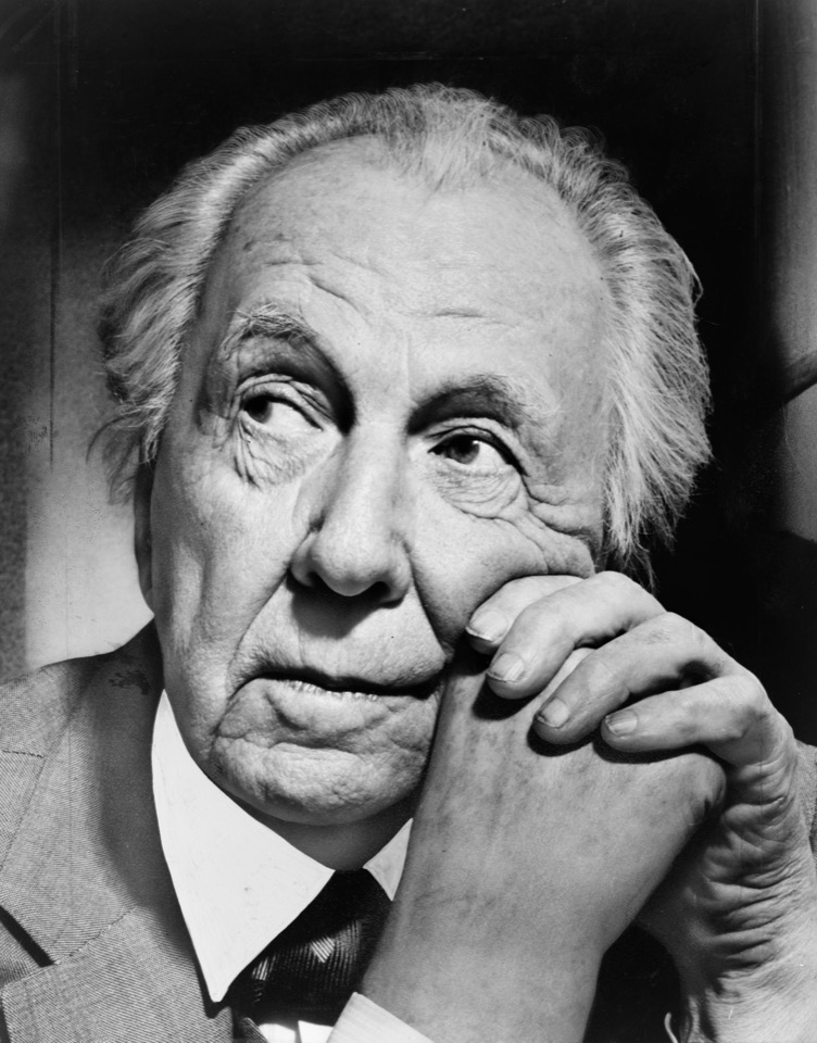 Frank Lloyd Wright, press portrait
